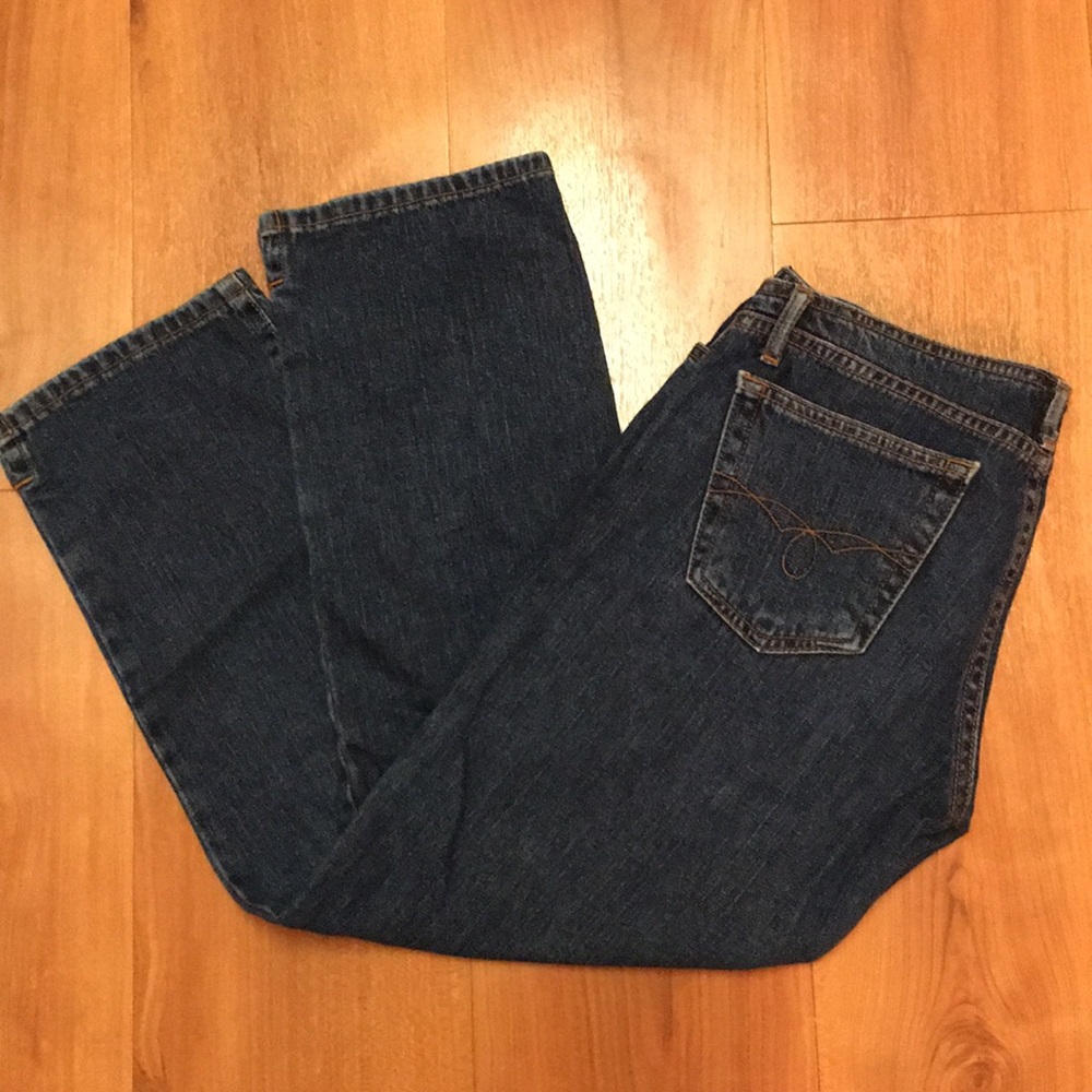 Paris Blue Capris